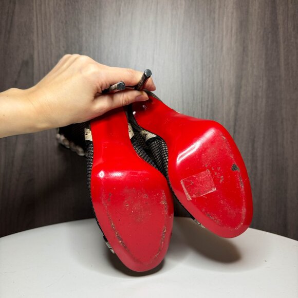Louboutin Attention fishnet ankle boots - Picture 7 of 9